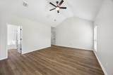 9127 Stoneleigh Drive - Photo 14