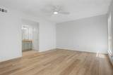 9423 Bollingbrook Drive - Photo 18