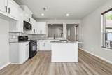 136 April Cove - Photo 9