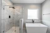 8475 Berry Brush Lane - Photo 19