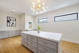 934 43rd Street - Photo 31