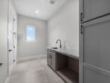 10039 Lakeside Oaks Dr - Photo 15