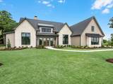 10039 Lakeside Oaks Dr - Photo 2