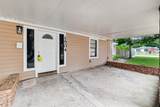 1504 Lawrence Avenue - Photo 2