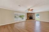 1504 Lawrence Avenue - Photo 3