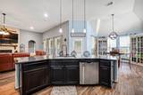 2414 Alexandra - Photo 20
