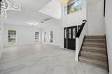 2431 Parkwood Lane - Photo 3