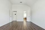 2518 Holly Laurel Manor - Photo 15