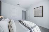 959 Green Vines Lane - Photo 15