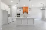 1112 Mallory Court - Photo 4