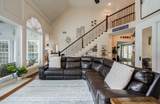 11311 Chevy Chase Drive - Photo 10