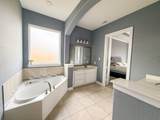 6822 Regal Lakes Drive - Photo 15