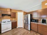 20284 Forest Woods Lane - Photo 17