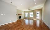 2529 Calumet Street - Photo 5