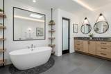 1503 Banks Street - Photo 39