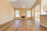 18418 Lakeview Circle - Photo 7