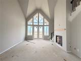 25406 Prairie Hills Lane - Photo 10