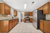 34 Green Slope Place - Photo 16