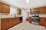 34 Green Slope Place - Photo 18