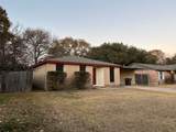 1007 Stoneleigh Court - Photo 1