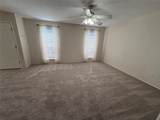 1007 Stoneleigh Court - Photo 4
