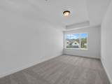 206 Yellow Rosewood Lane - Photo 17