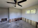 702 Dallas Street - Photo 10