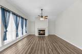 213 Hollander - Photo 13
