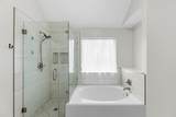 213 Hollander - Photo 25