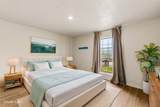 1305 Town Circle - Photo 37