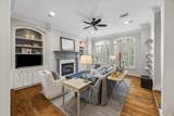 1315 Hyde Park Boulevard - Photo 3