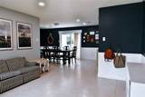 522 Sunview Drive - Photo 2