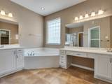 14218 Laurus Estates Lane - Photo 11
