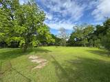 206 Avenue L - Photo 2