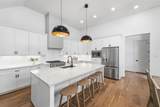 938 Alexander Street - Photo 7