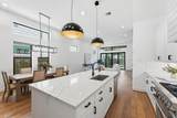 938 Alexander Street - Photo 8