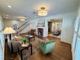 610 Hyde Park Boulevard - Photo 7