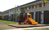 200 Crestlane Dr - Photo 4
