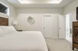 10211 Las Nubes Avenue - Photo 17