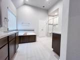 3904 Centre Plains Way - Photo 28