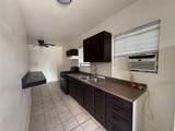 938 Zoe Street - Photo 2