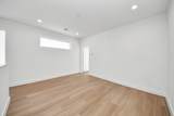 2104 Diagonal Lane - Photo 24