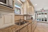 805 Camelot Lane - Photo 23
