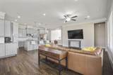 31201 Redwood Manor Court - Photo 16