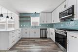 2105 Sheridan  St - Photo 13