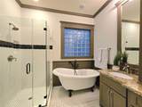 855 Mathis Street - Photo 16