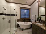 855 Mathis Street - Photo 17