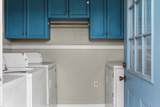 1914 Larrabee Street - Photo 14