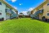 1914 Larrabee Street - Photo 15