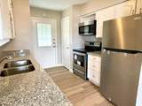 1914 Larrabee Street - Photo 5